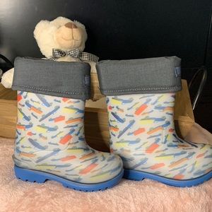 Munchkin by Stride rite Truck rainboots
